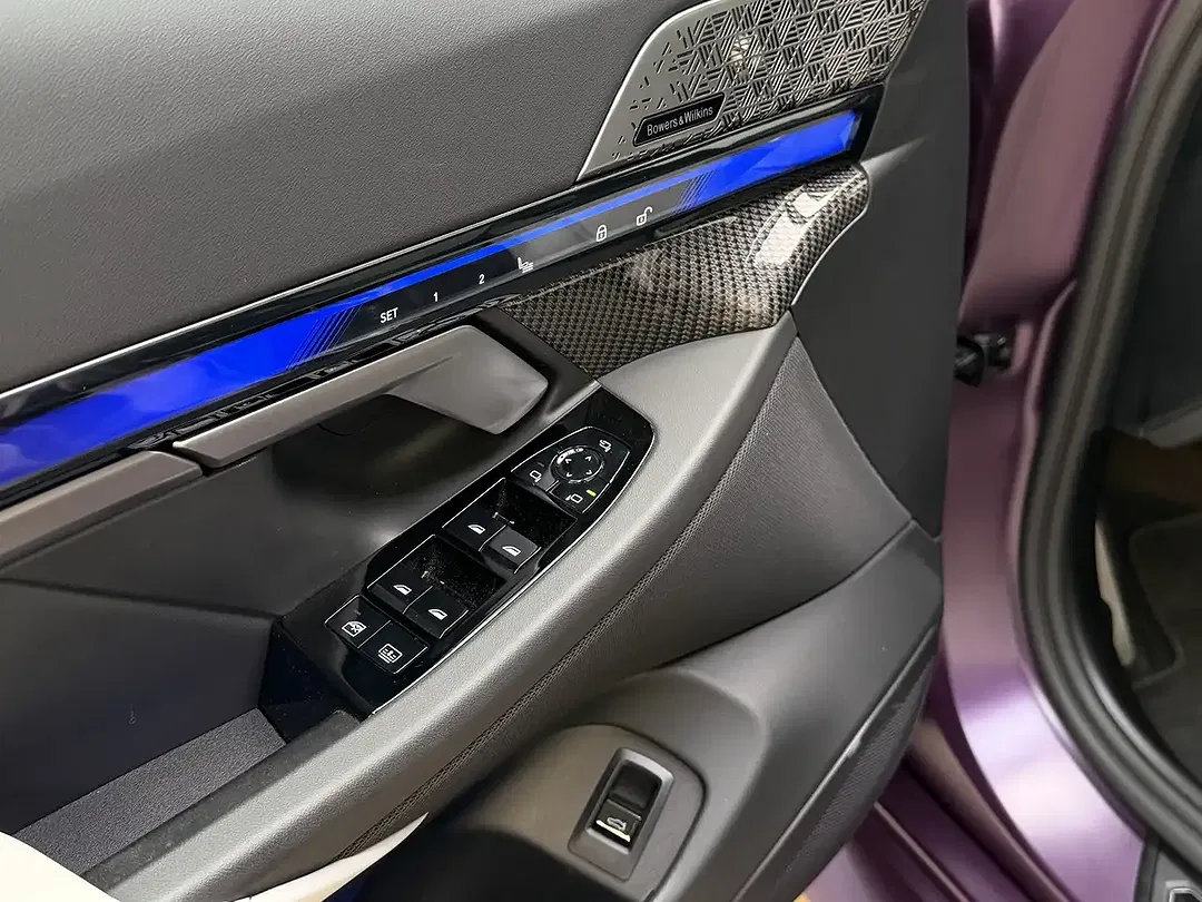 BMW M5 - Thumbnail 16