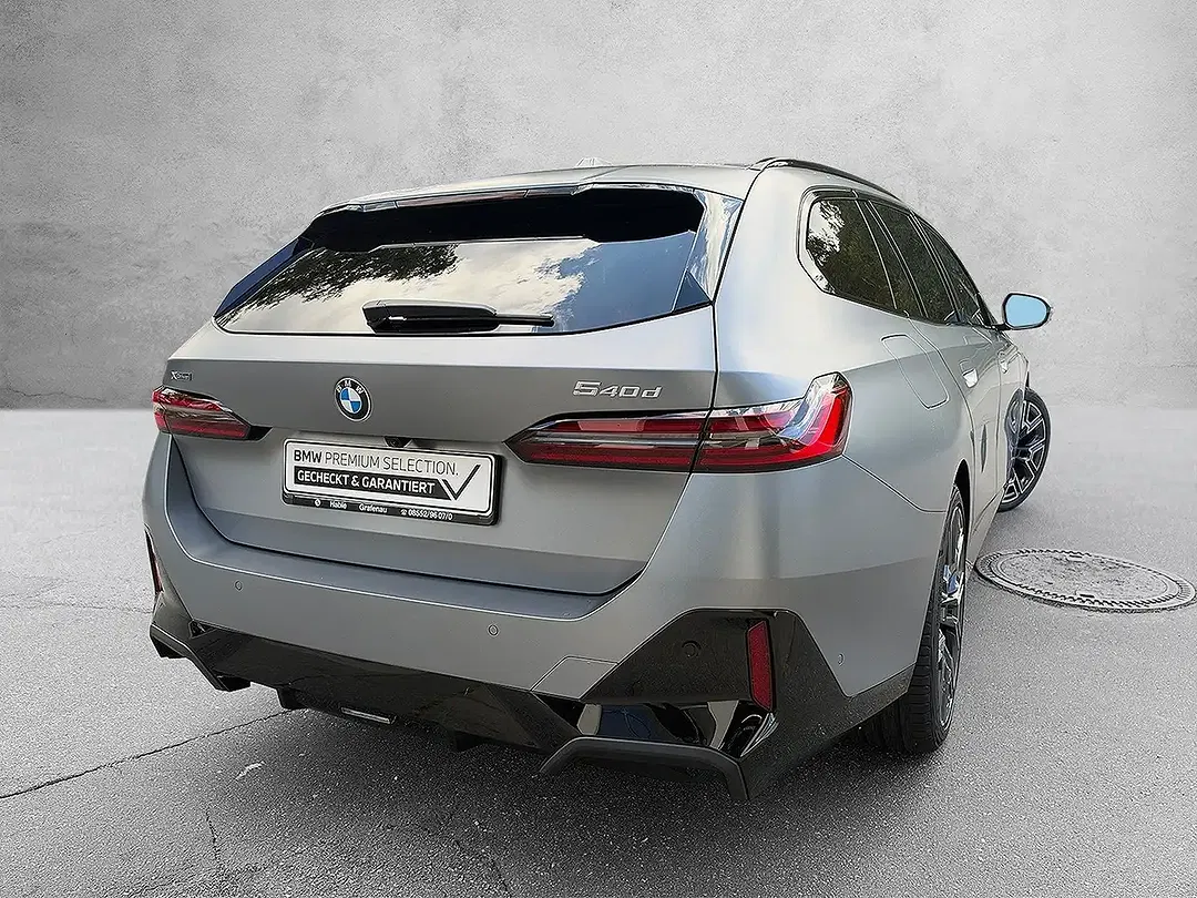 BMW 540 - Thumbnail 2