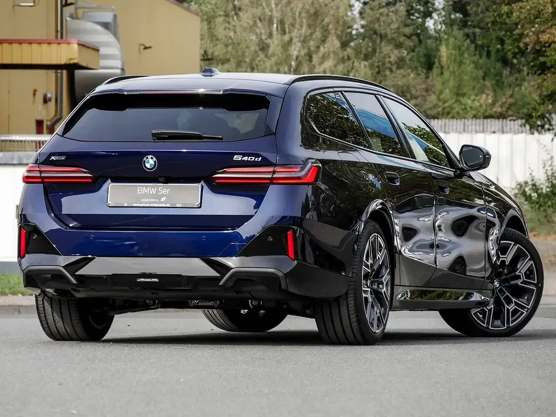 BMW 540 - Thumbnail 2