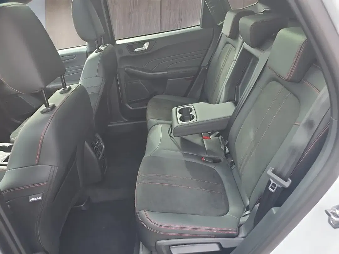 Ford Kuga - Thumbnail 14