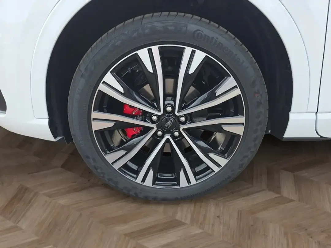 Ford Kuga - Thumbnail 15