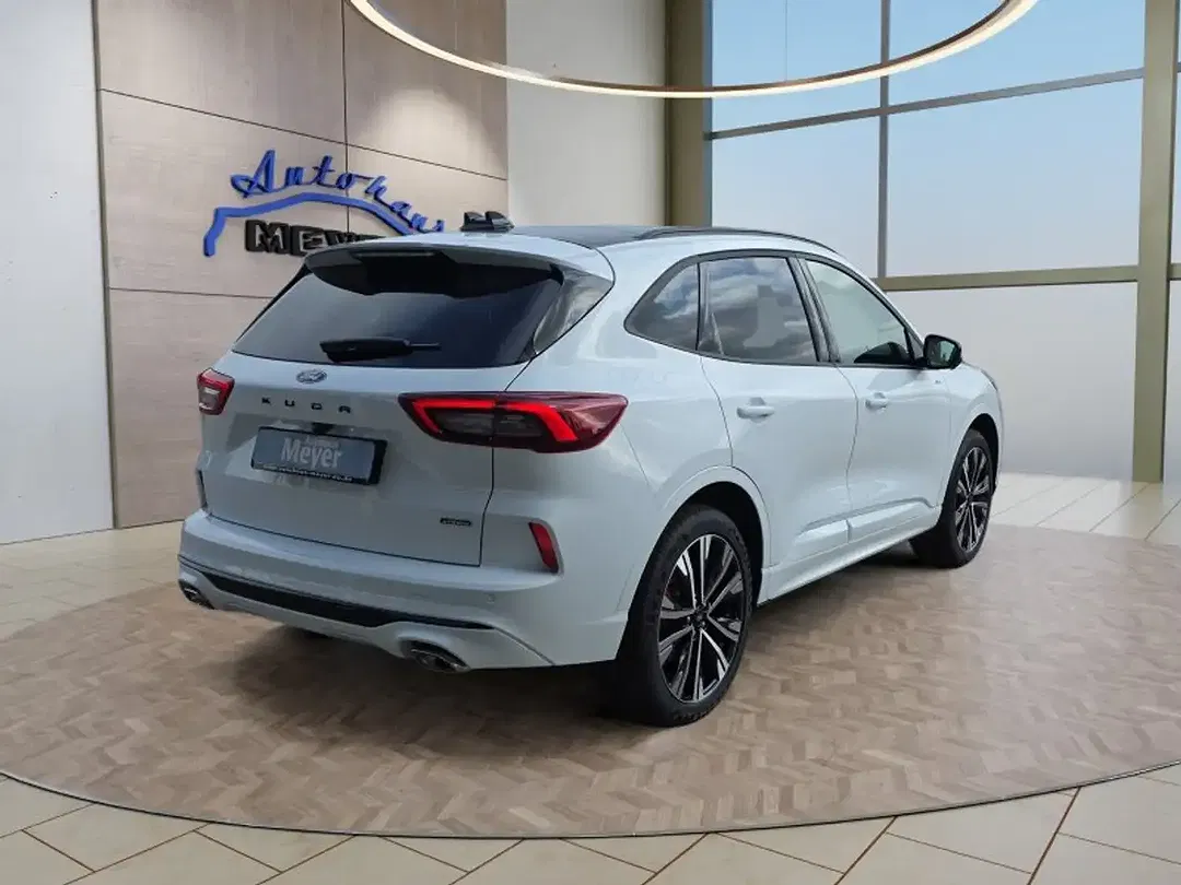 Ford Kuga - Thumbnail 5