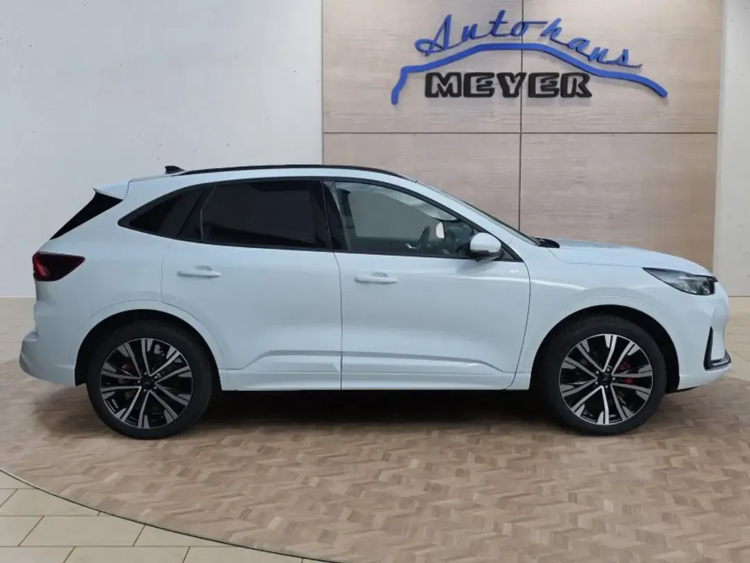 Ford Kuga - Thumbnail 6
