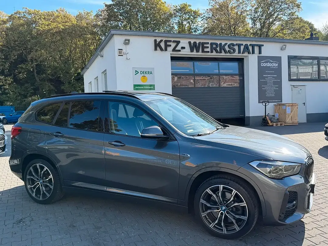BMW X1 - Thumbnail 6