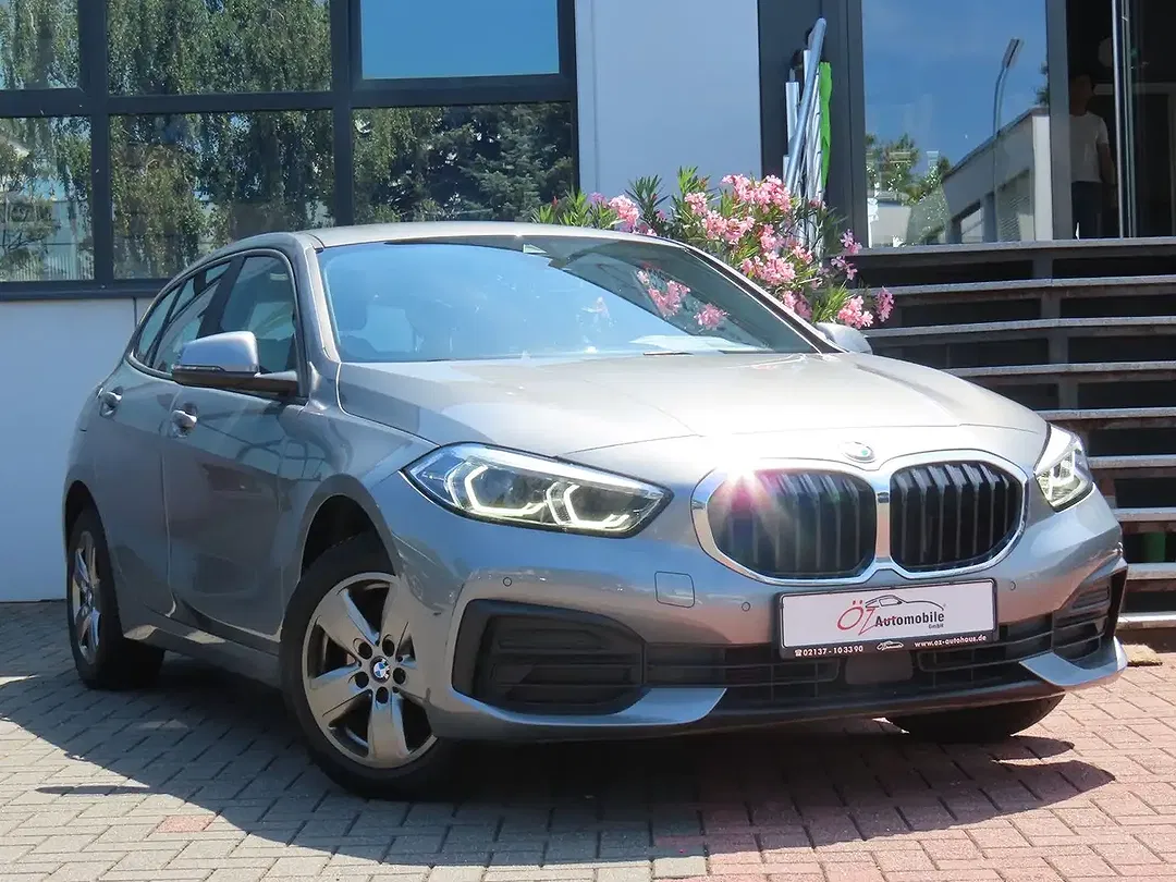 BMW 118 - Thumbnail 1