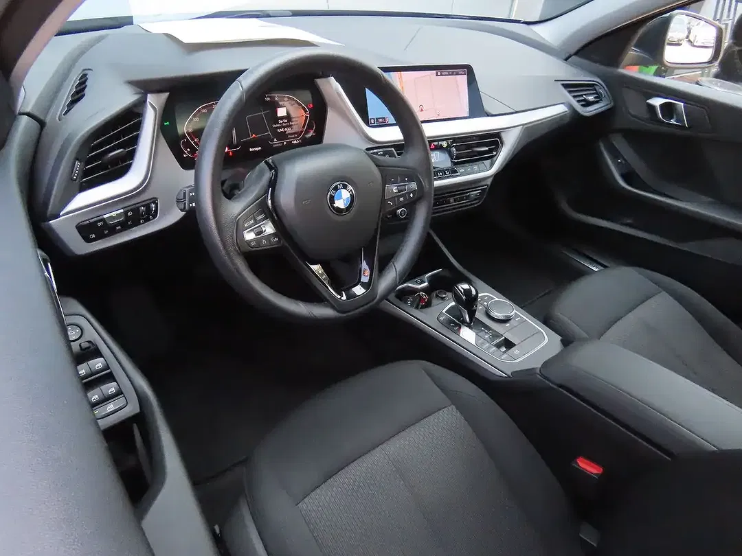 BMW 118 - Thumbnail 14