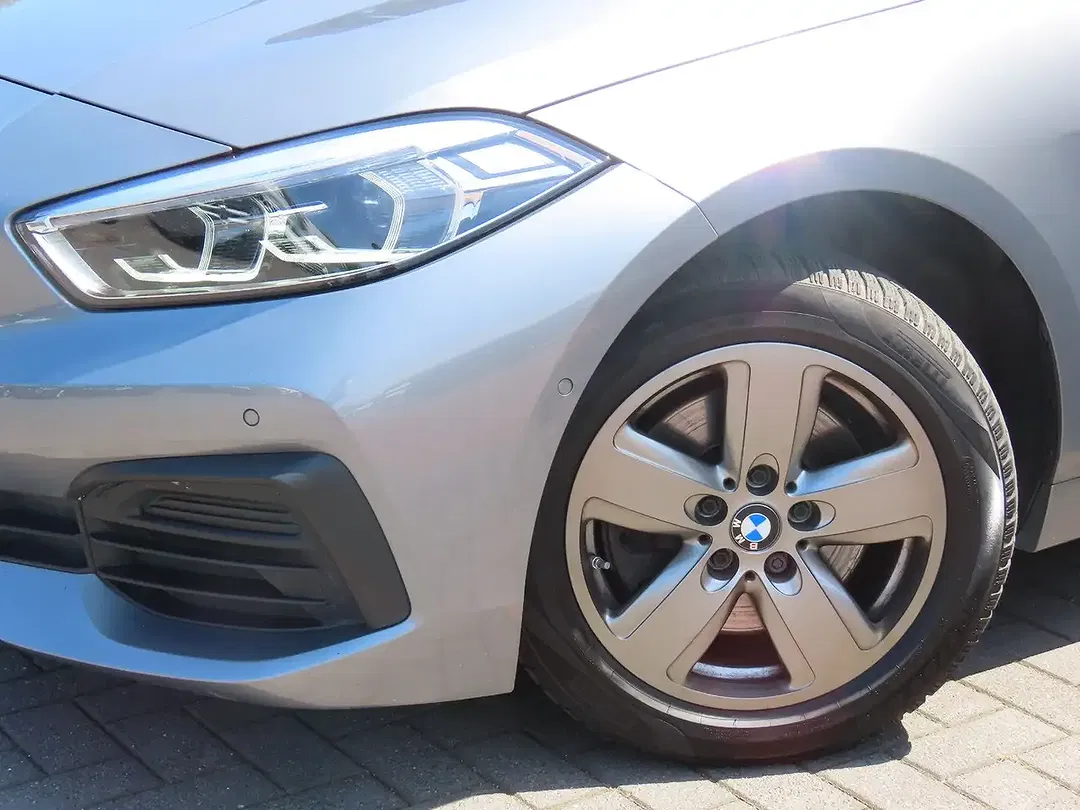 BMW 118 - Thumbnail 6