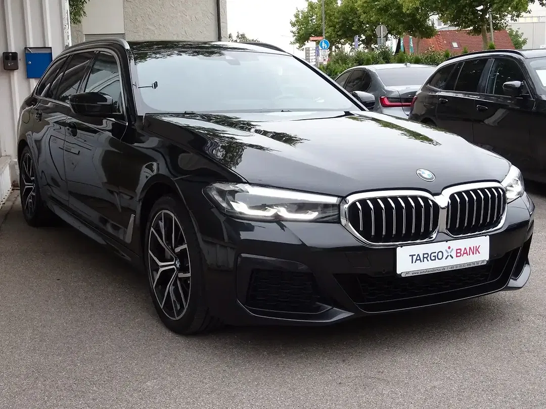 BMW 530 - Thumbnail 1