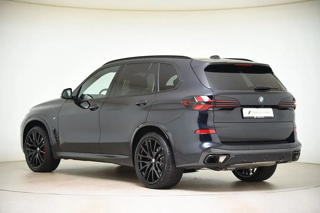 BMW X5 - Thumbnail 2