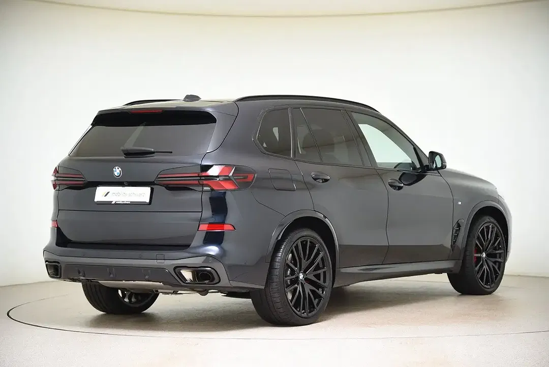 BMW X5 - Thumbnail 3