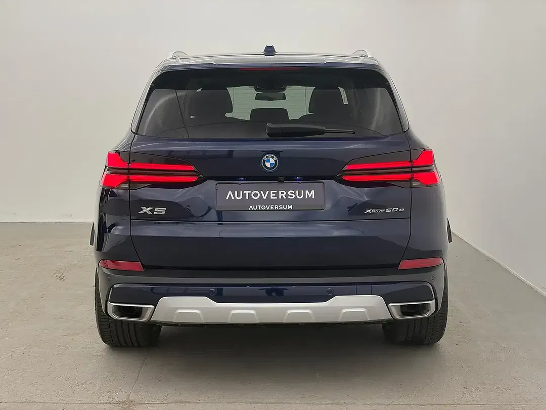 BMW X5 - Thumbnail 10