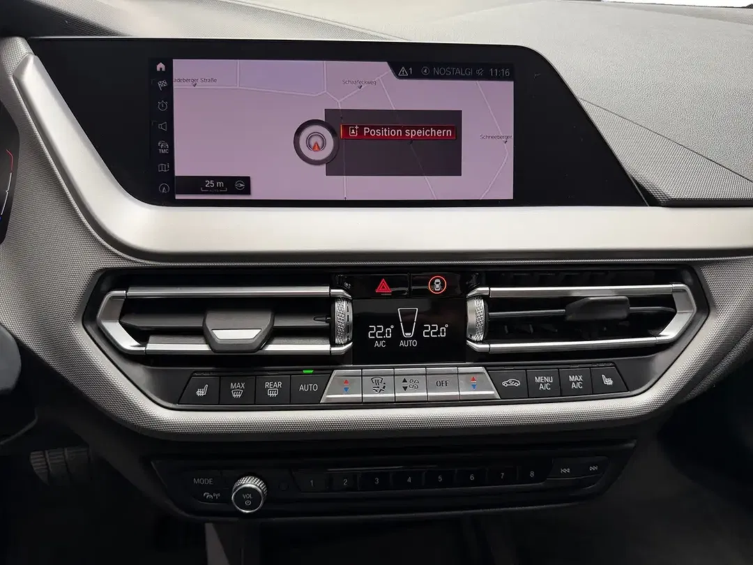 BMW 118 - Thumbnail 11