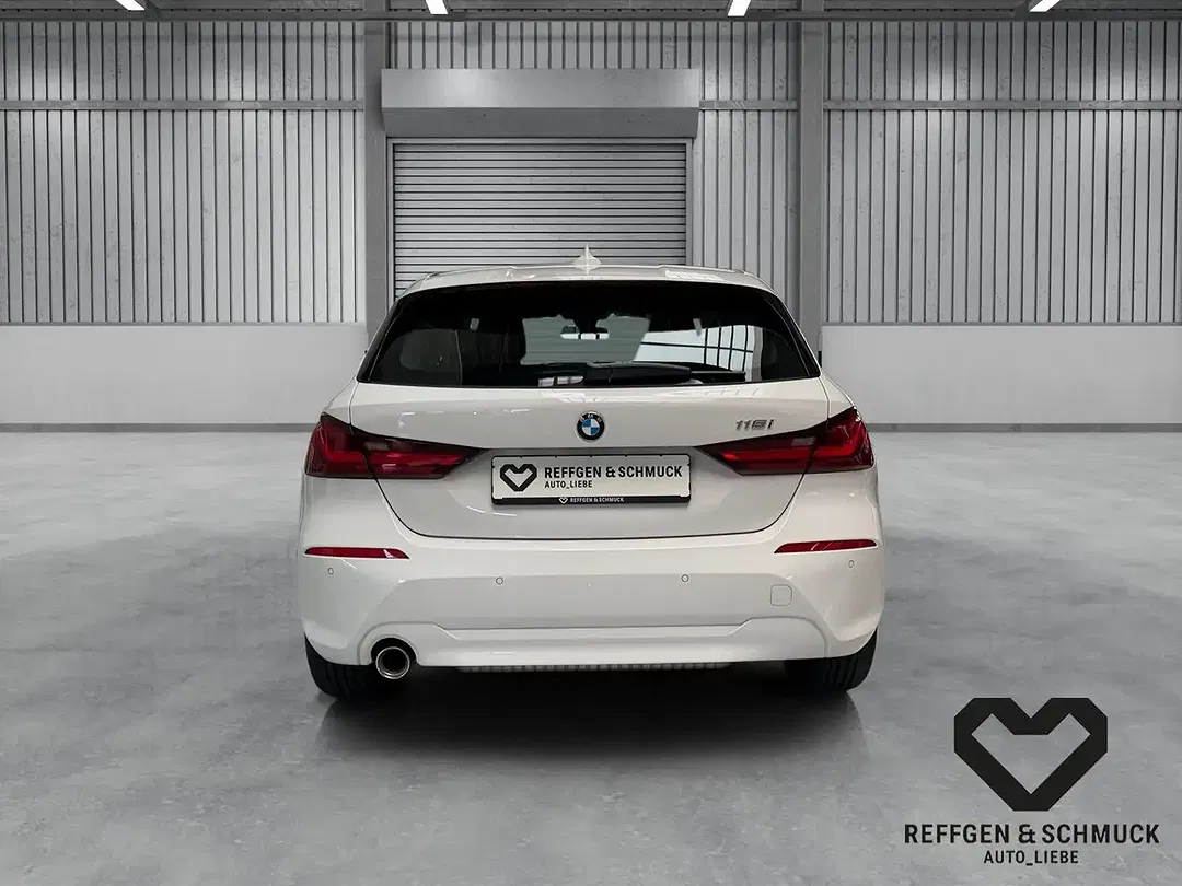 BMW 118 - Thumbnail 3