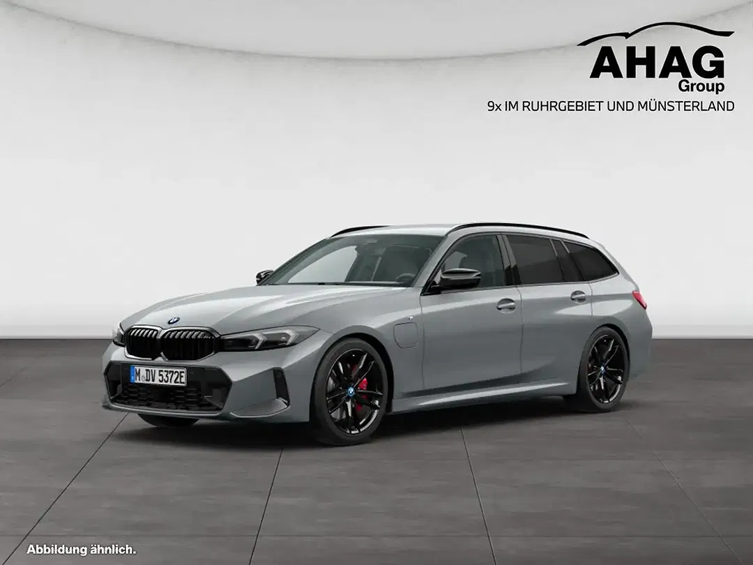 BMW 330 - Thumbnail 1