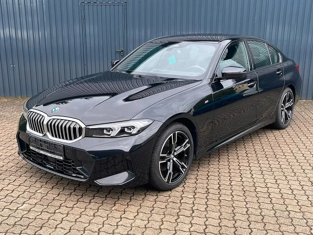 BMW 320 - Thumbnail 3