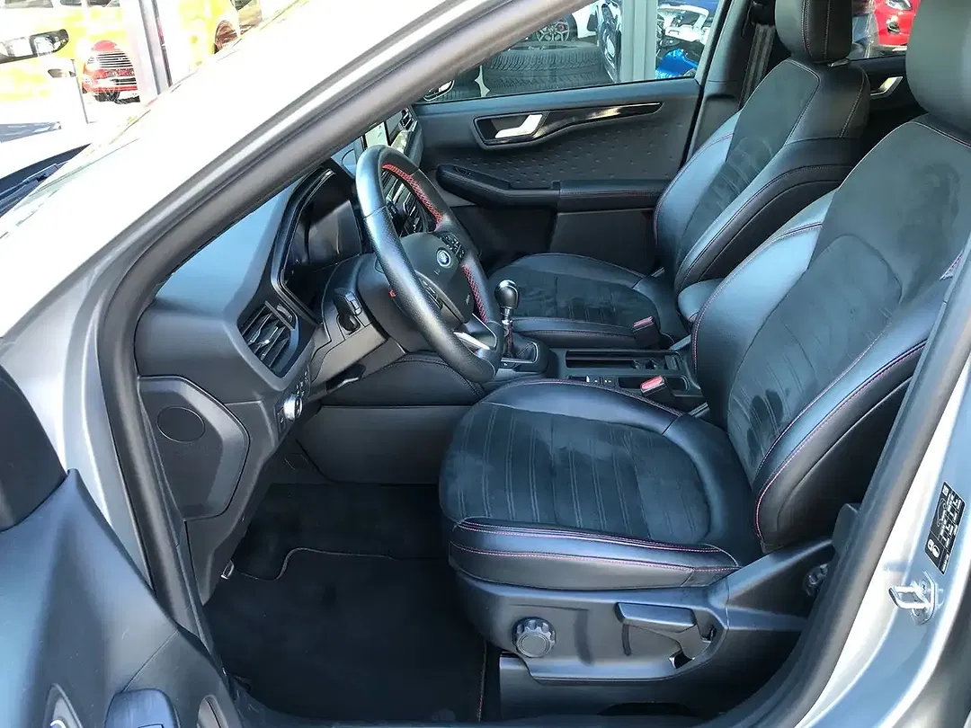 Ford Kuga - Thumbnail 10