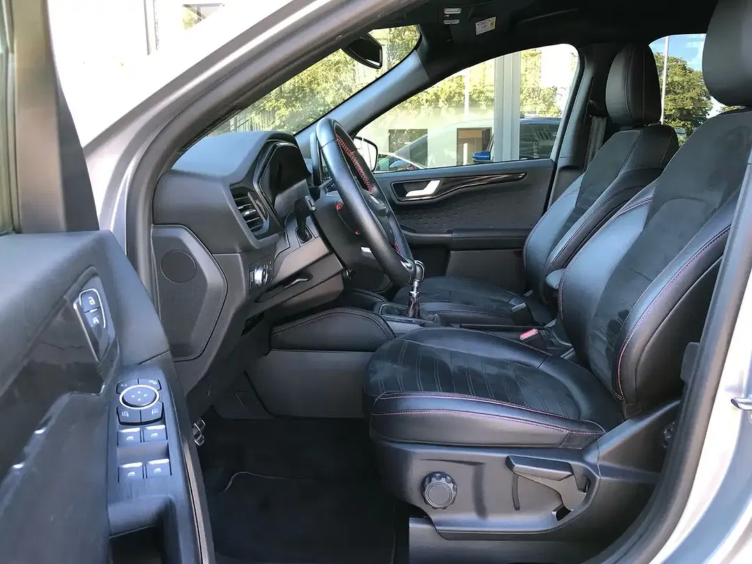 Ford Kuga - Thumbnail 11