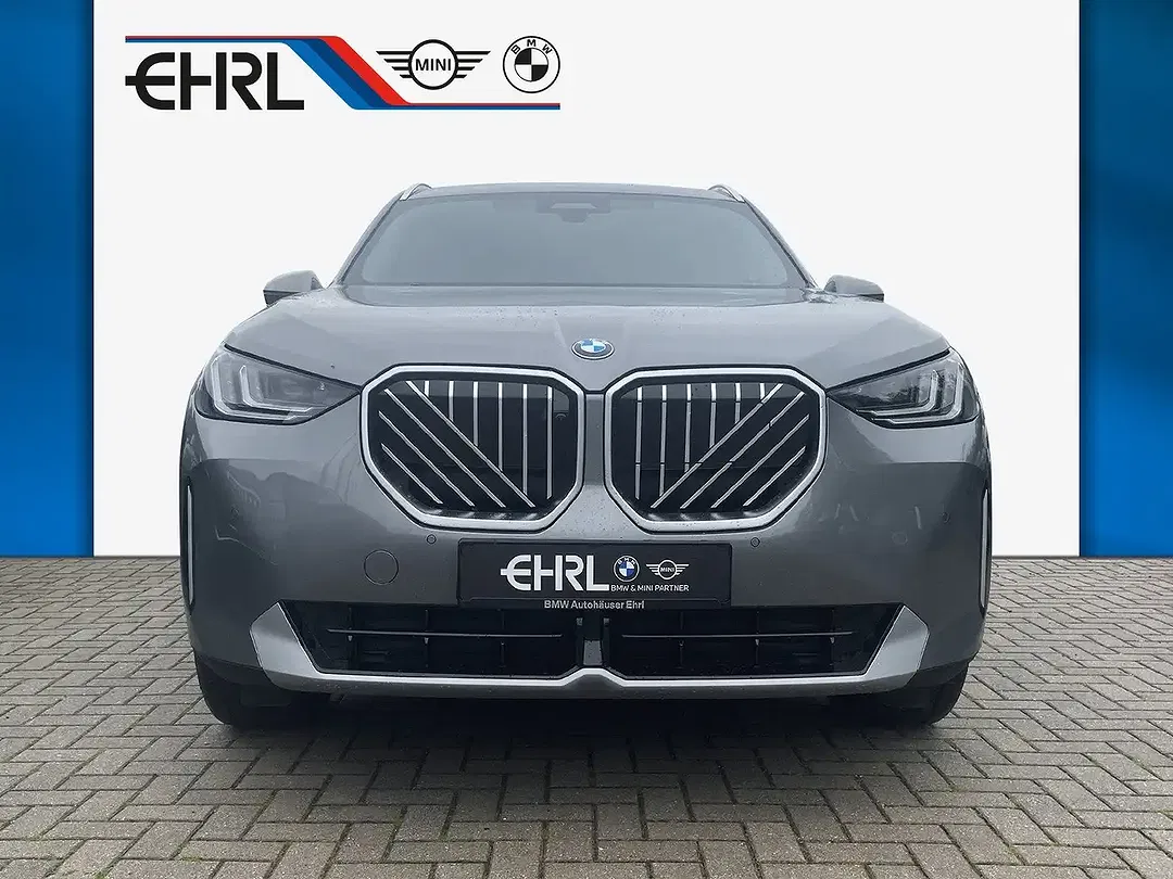 BMW X3 - Thumbnail 2