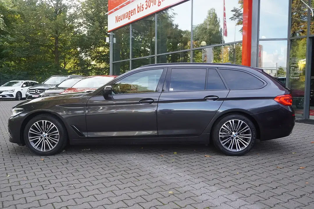 BMW 520 - Thumbnail 8