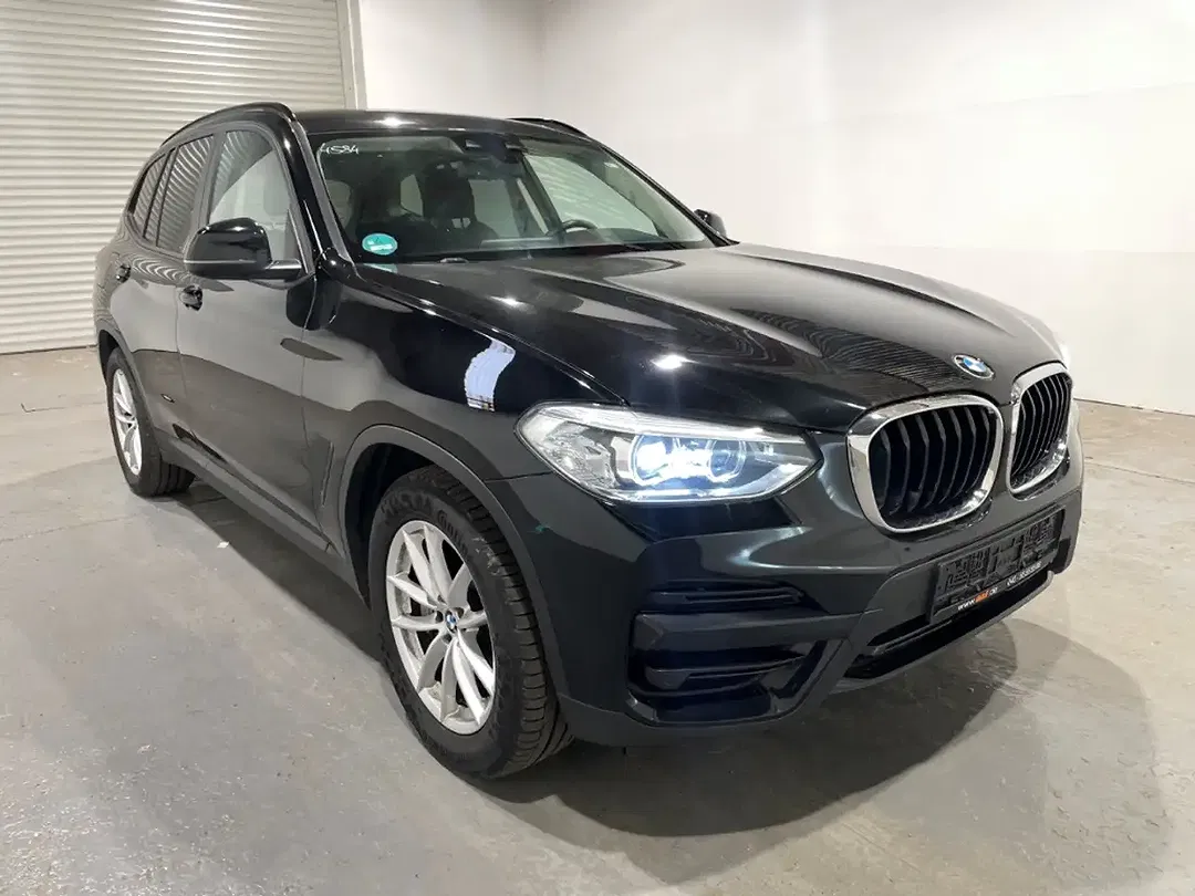 BMW X3 - Thumbnail 4