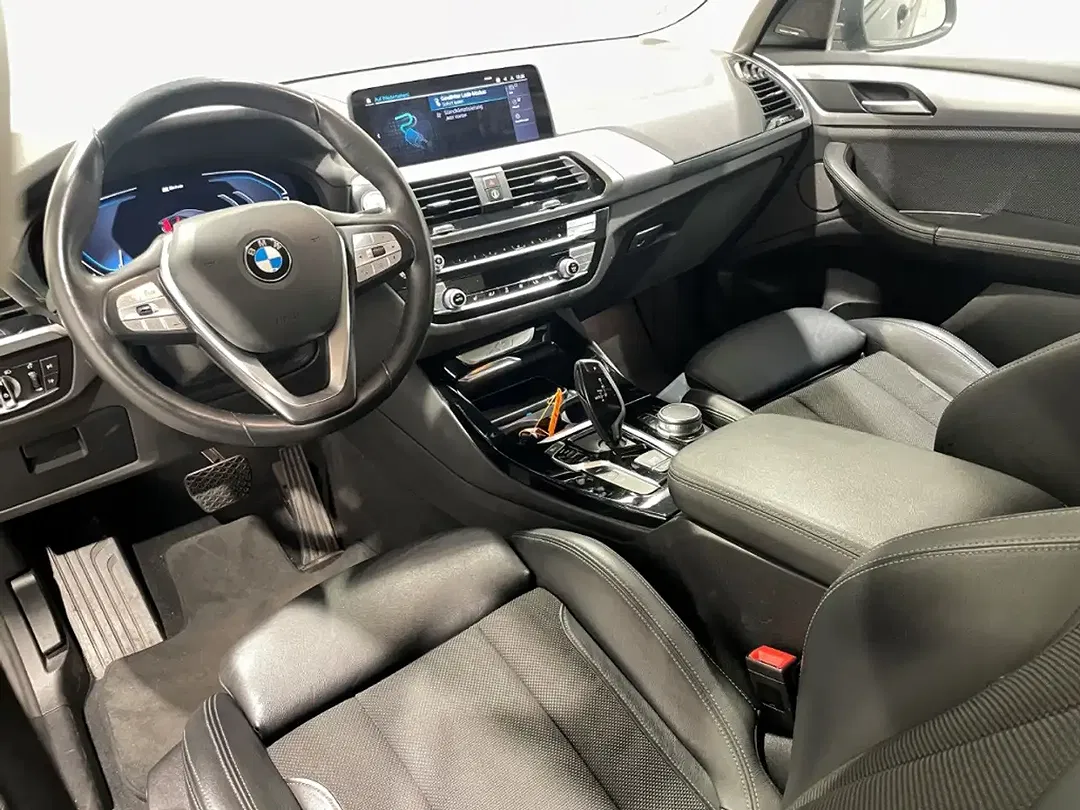 BMW X3 - Thumbnail 5