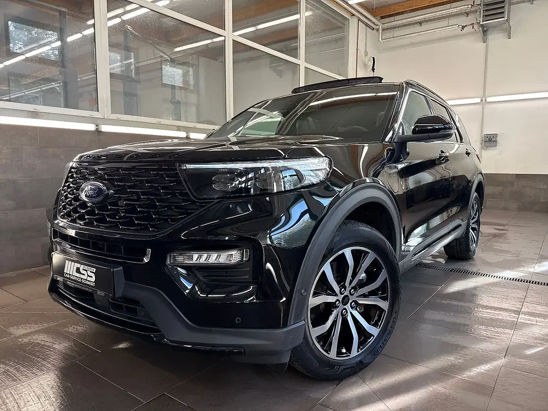 Ford Explorer - Afbeelding 1