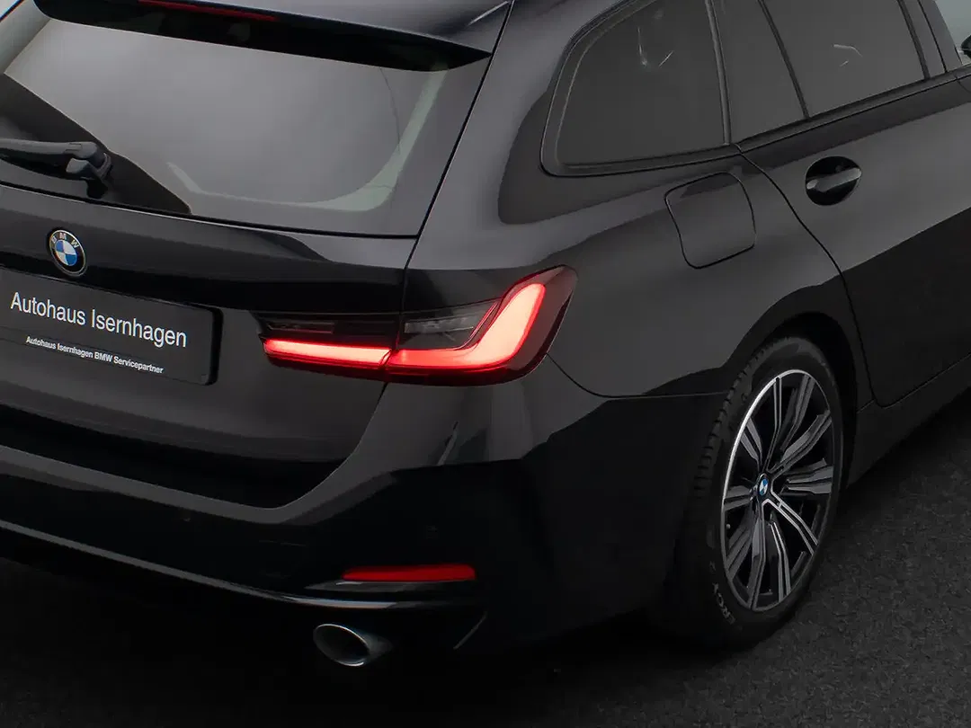 BMW 330 - Thumbnail 17