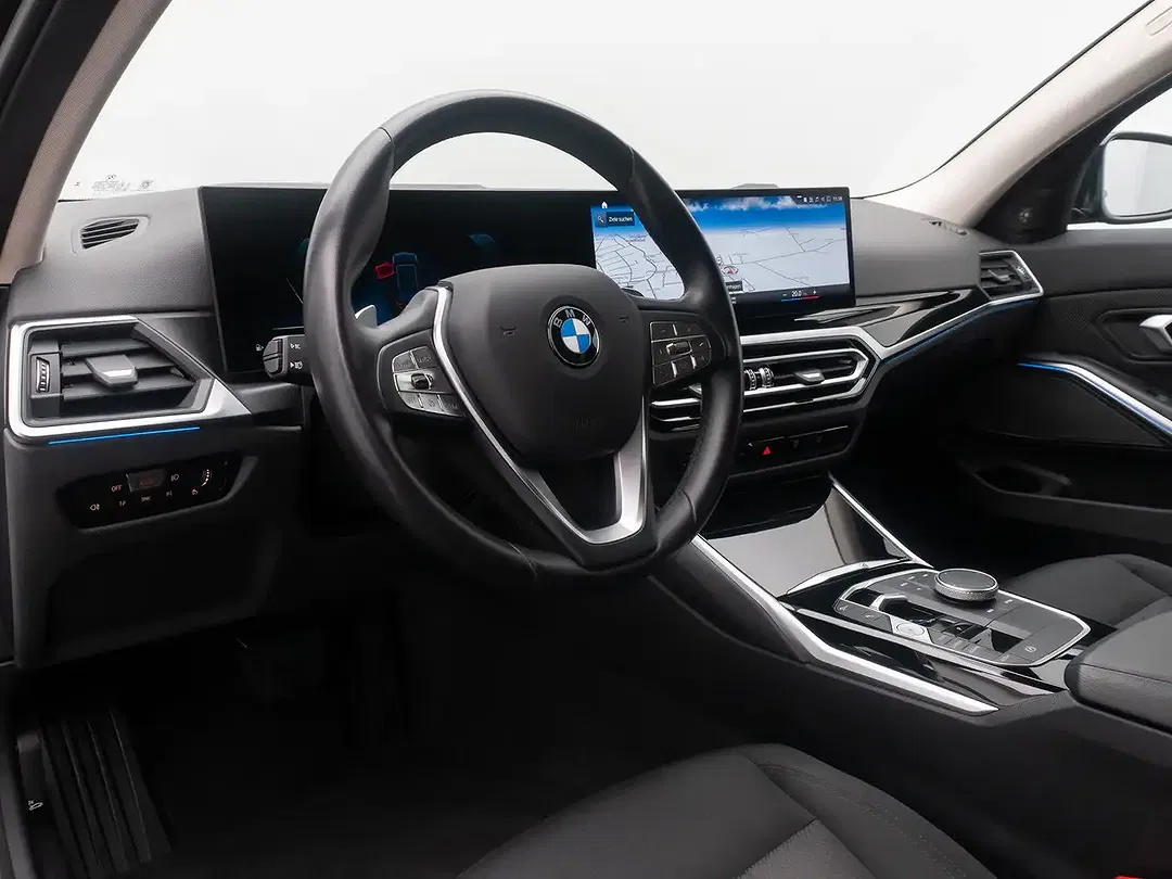 BMW 330 - Thumbnail 22