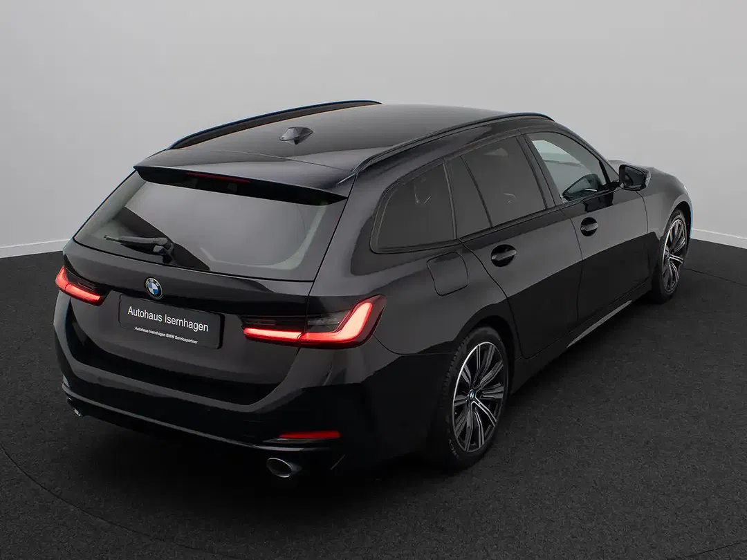 BMW 330 - Thumbnail 7