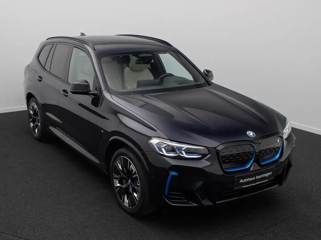 BMW X3 - Thumbnail 3