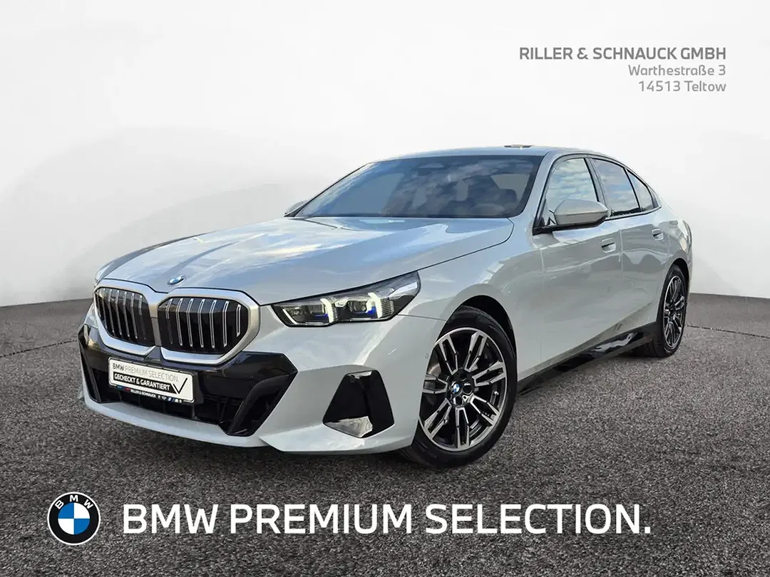 BMW 520 - Thumbnail 1