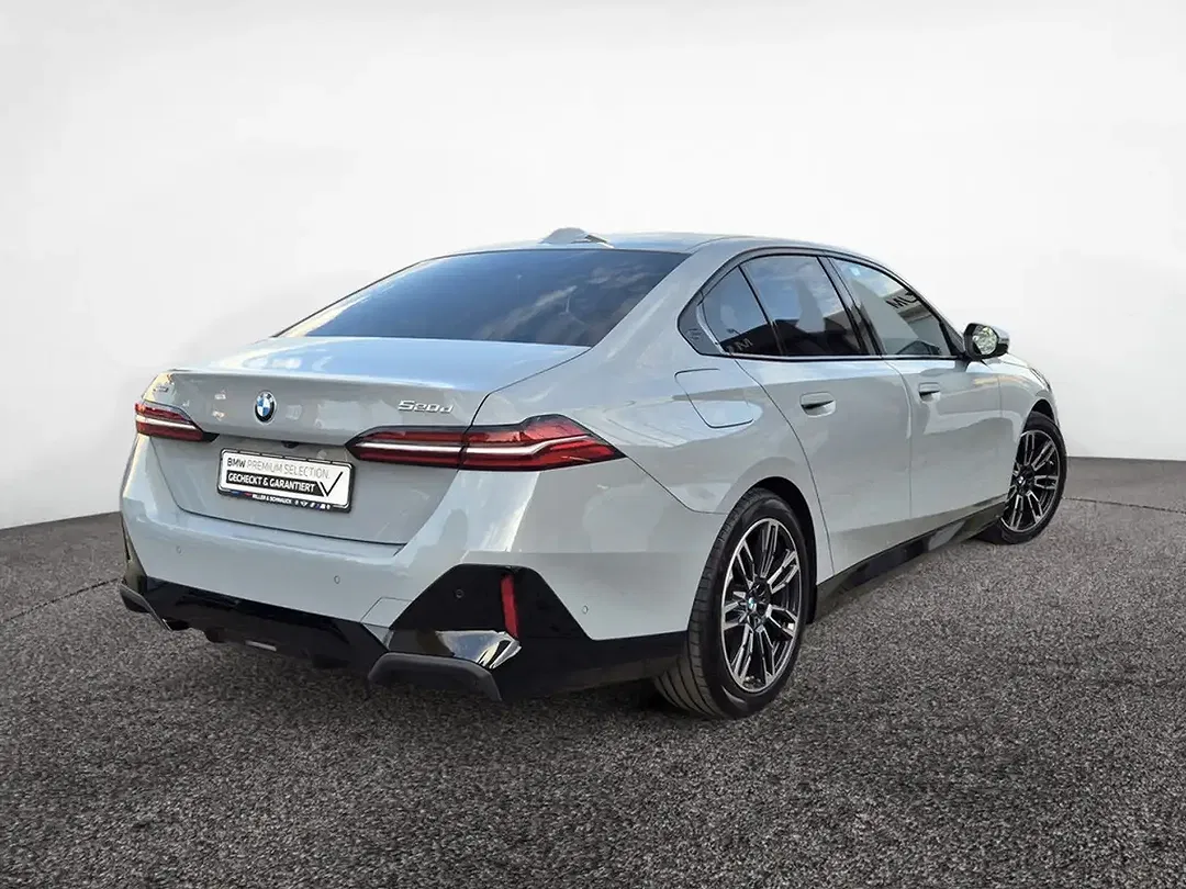 BMW 520 - Thumbnail 5