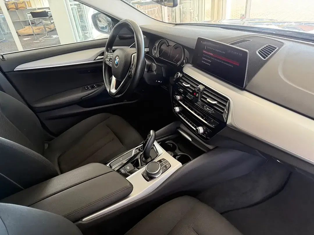 BMW 530 - Thumbnail 6