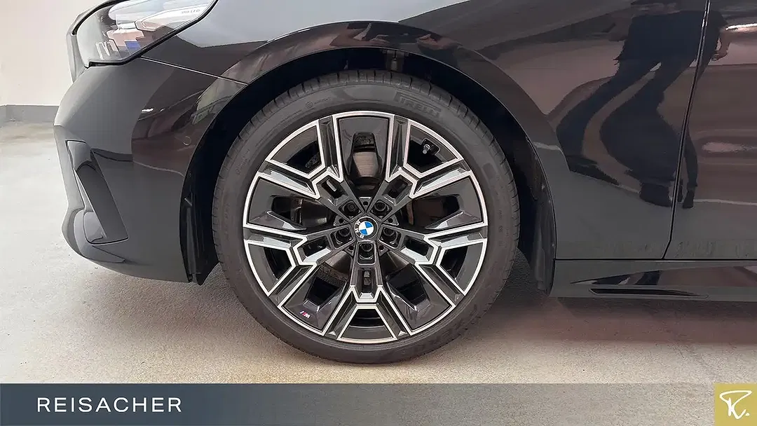 BMW 520 - Thumbnail 3
