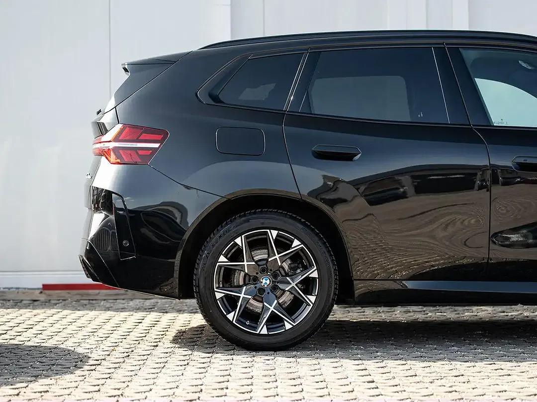 BMW X3 - Thumbnail 6