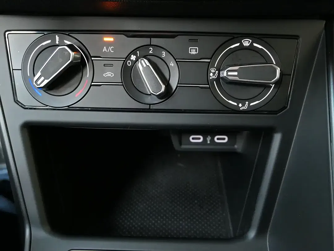 Volkswagen Taigo - Thumbnail 20