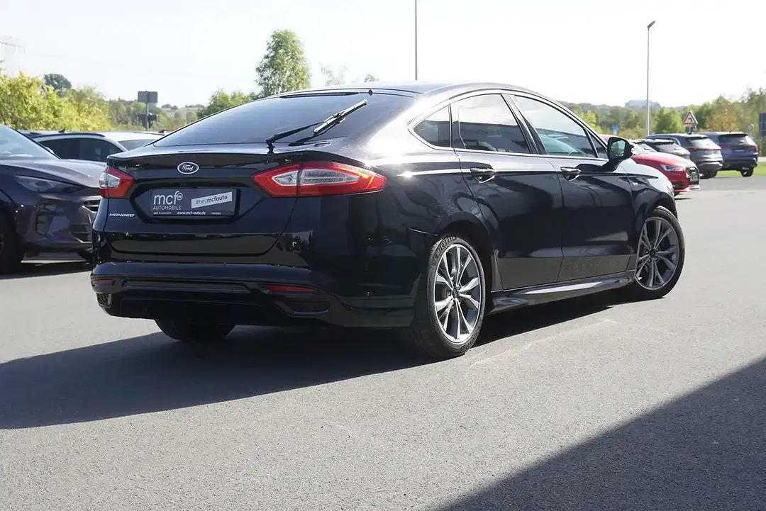 Ford Mondeo - Thumbnail 4