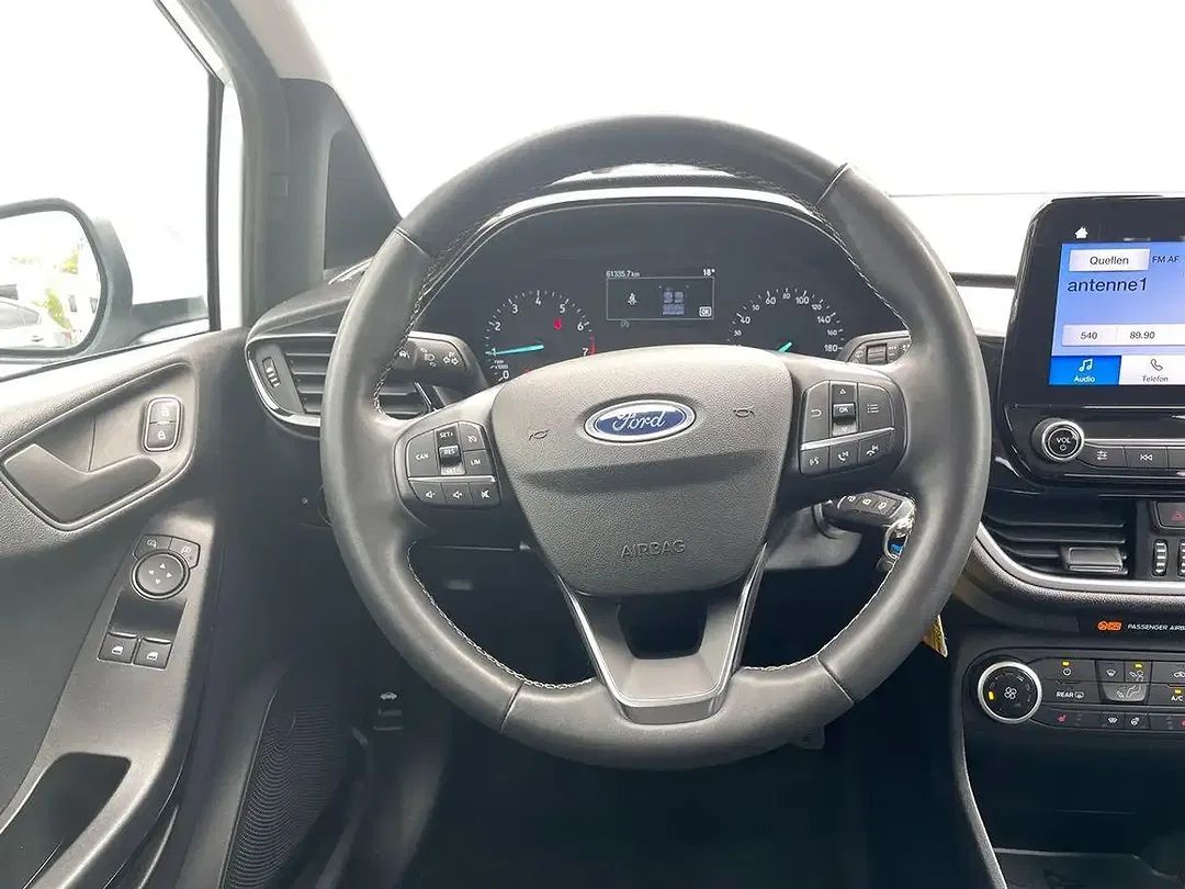 Ford Fiesta - Thumbnail 10