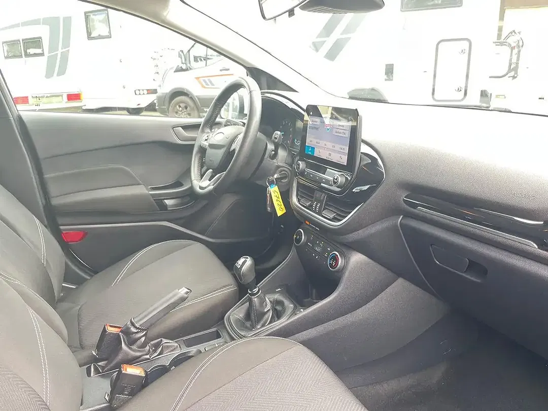 Ford Fiesta - Thumbnail 13