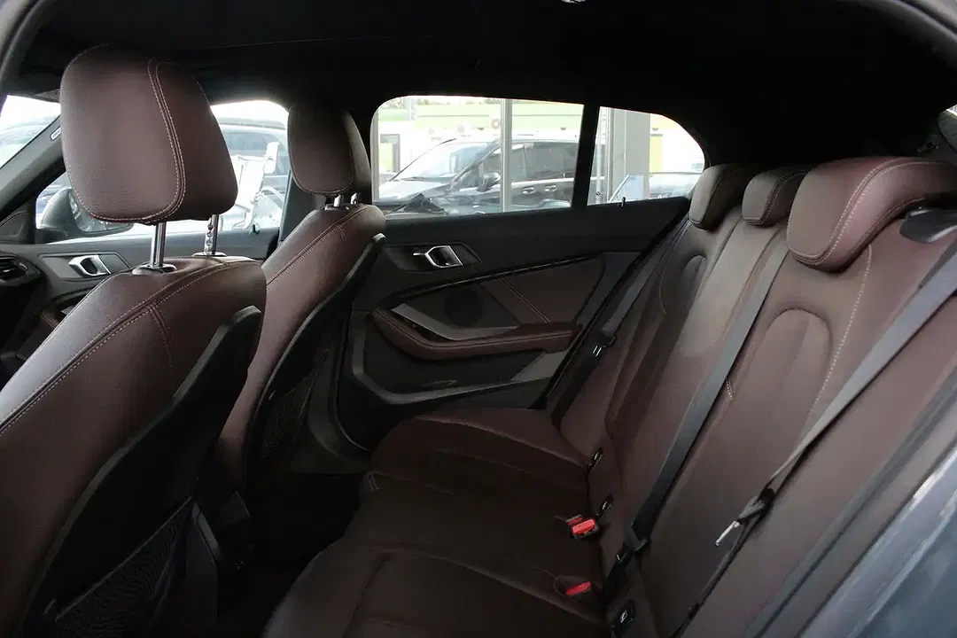 BMW 118 - Thumbnail 10