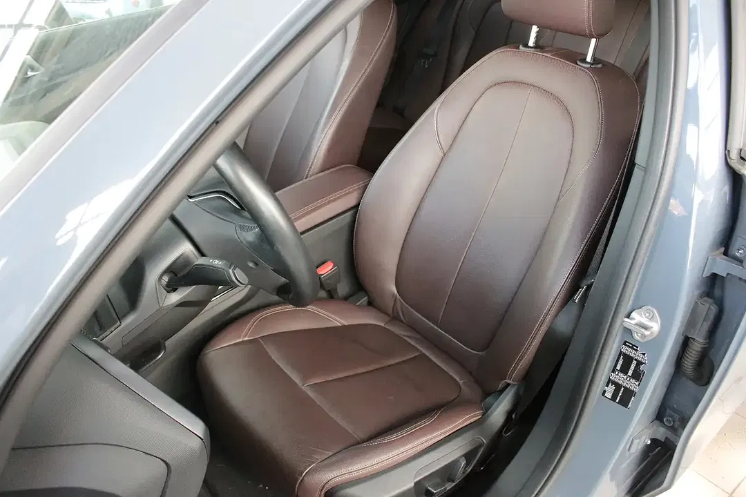BMW 118 - Thumbnail 11