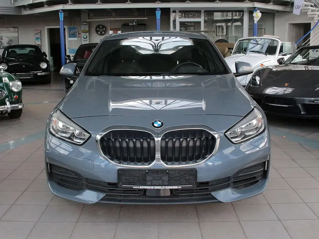 BMW 118 - Thumbnail 3
