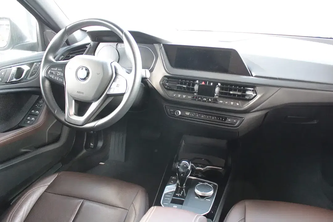 BMW 118 - Thumbnail 7