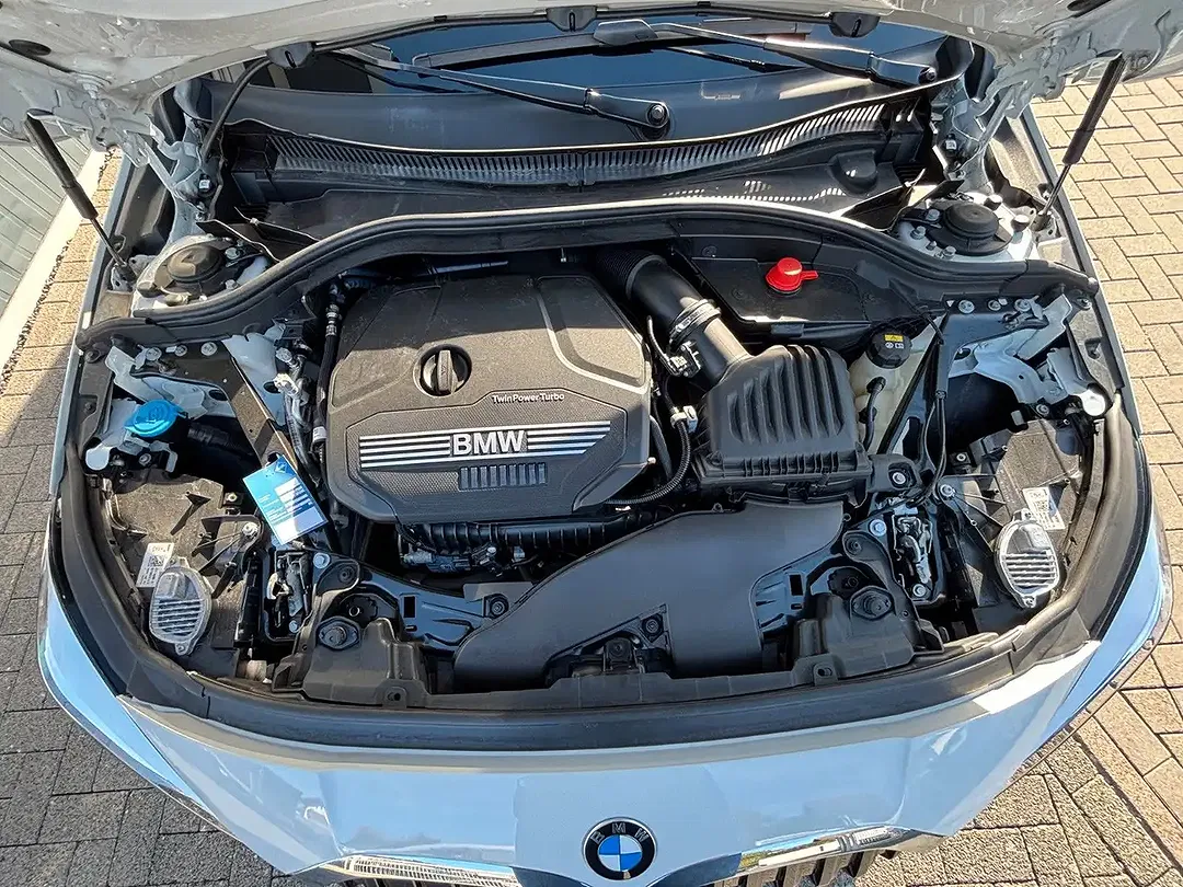 BMW 118 - Thumbnail 13