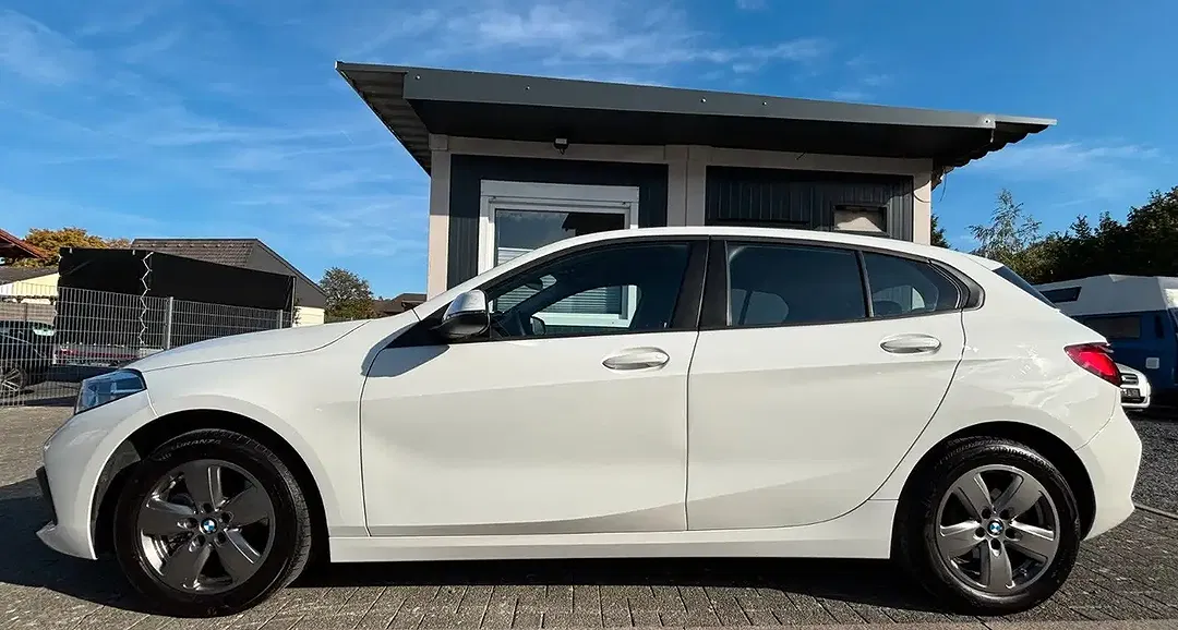 BMW 118 - Thumbnail 3