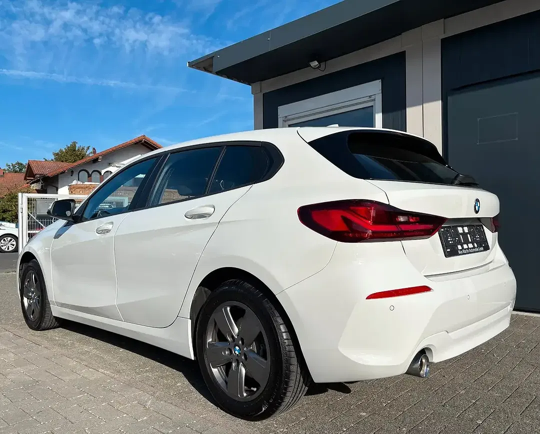 BMW 118 - Thumbnail 4