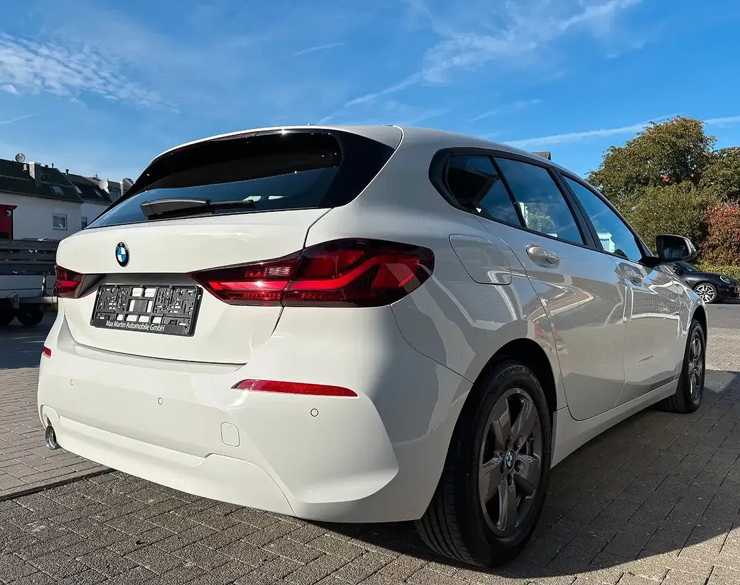 BMW 118 - Thumbnail 6