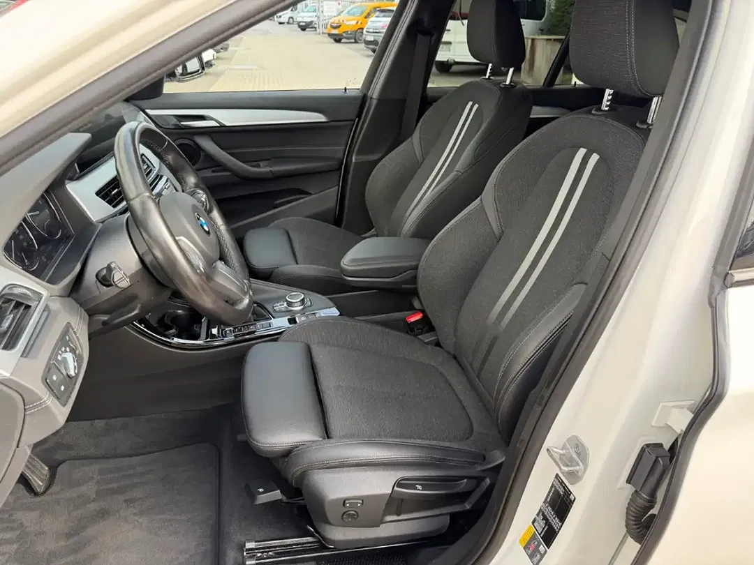 BMW X1 - Thumbnail 15