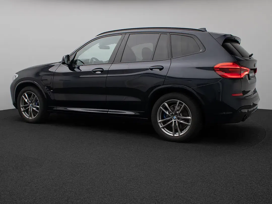 BMW X3 - Thumbnail 10