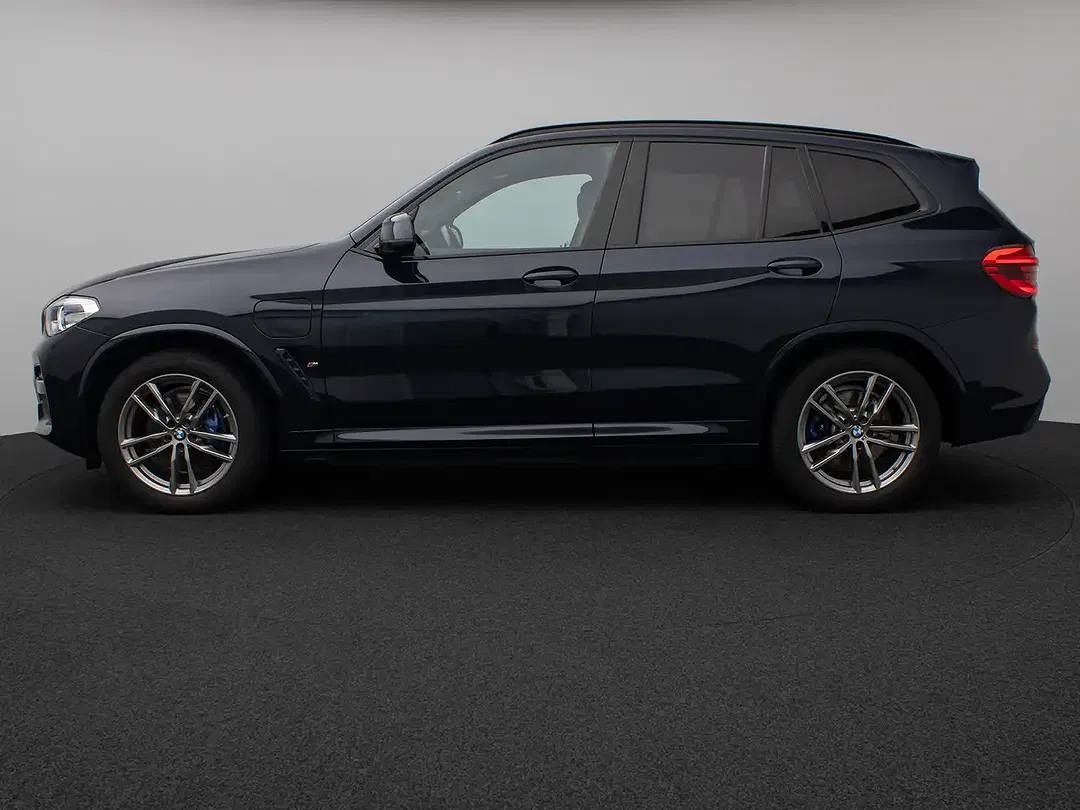 BMW X3 - Thumbnail 11